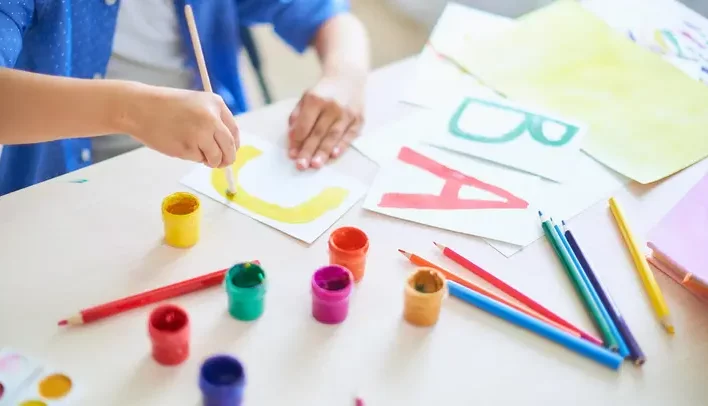 Školní pomůcky jsou drahé, samoživitelky ale tíží i&nbsp;jiné výdaje